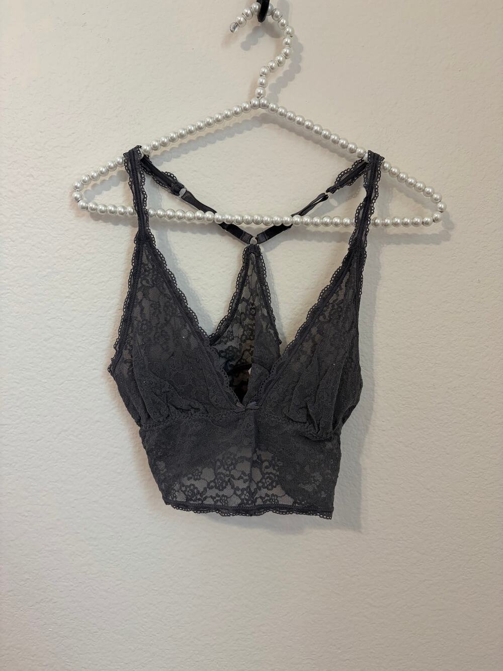 Victoria’s Secret Bralette Size Medium Dark Gray Lace Wireless Cute Lacey Bra